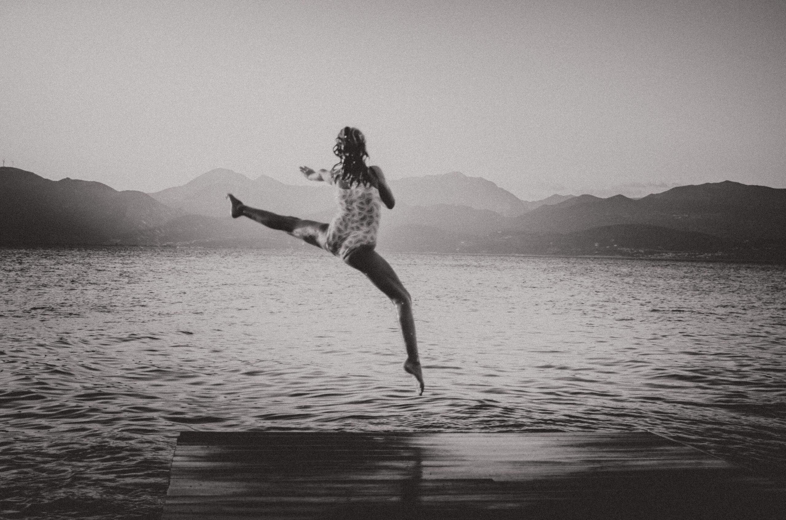 constantin-panagopoulos-uAm__VrH8WE-unsplash